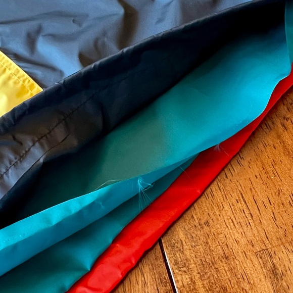 Snoopy Windbreaker/Anorak NWT Size XL - Picture 12 of 12